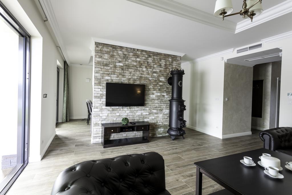 Golfbay Villa Senica Εξωτερικό φωτογραφία